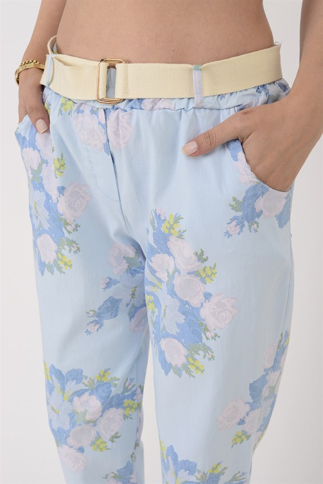 26075 TOMURCUK DESEN KEMER DETAYLI GABARDİN PANTOLON