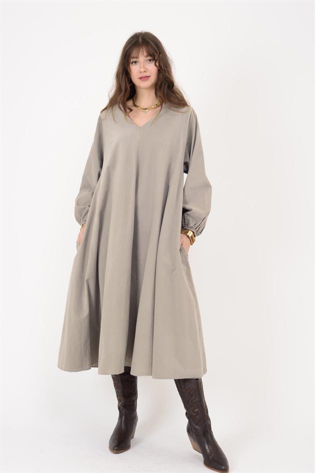 2752 LOVA BALON KOL DETAYLI V YAKA KADİFE ELBİSE