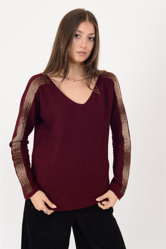 28002 TAŞ İŞLEMELİ V YAKA TRİKO