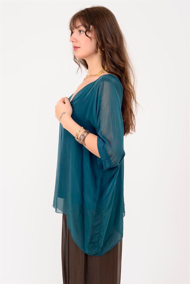 2967 DÜZ DESEN V YAKA İPEK BLUZ