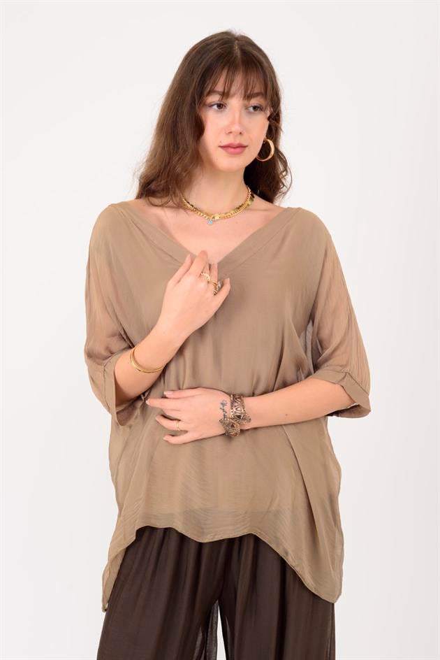 2967 DÜZ DESEN V YAKA İPEK BLUZ