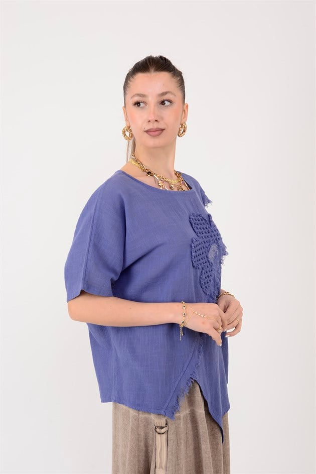 3138 ASİMETRİK ÇİÇEK İŞLEMELİ0 BLUZ
