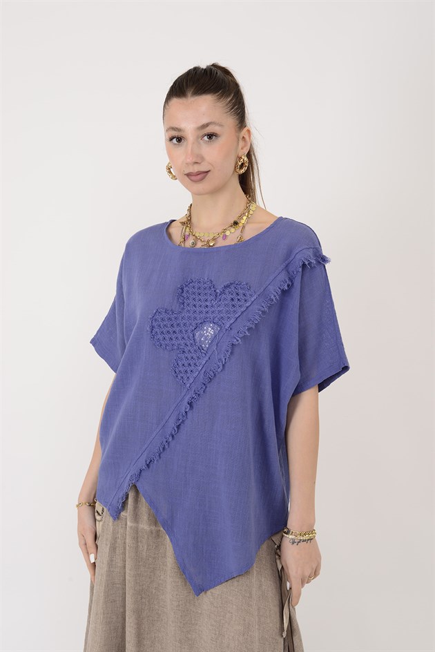 3138 ASİMETRİK ÇİÇEK İŞLEMELİ0 BLUZ