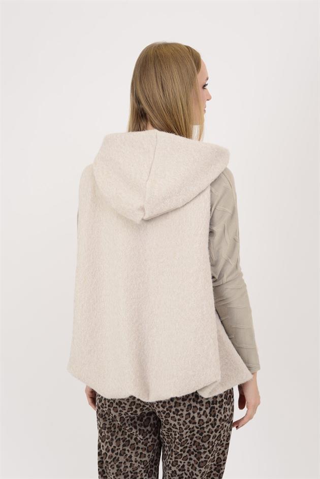 60909 KAPÜŞON DETAYLI KEÇE YELEK