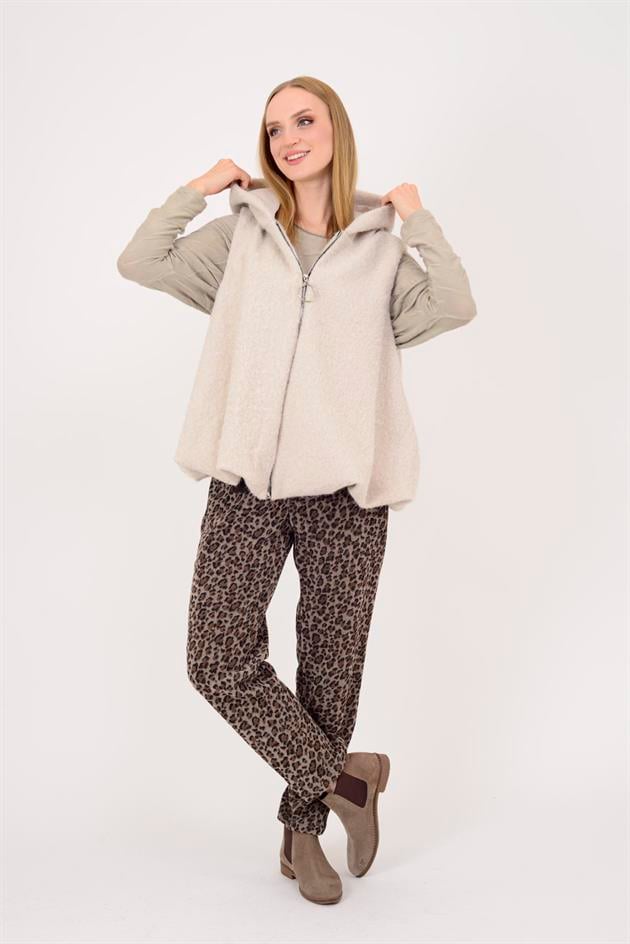 60909 KAPÜŞON DETAYLI KEÇE YELEK