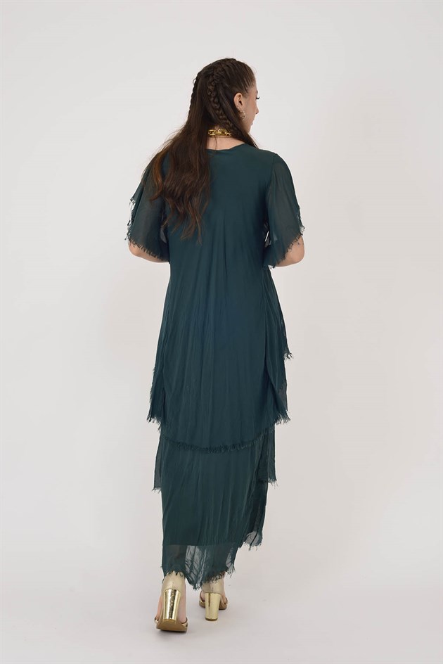 65714 PAYET DETAYLI V YAKA KAT KAT İPEK ELBİSE