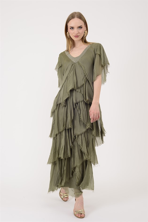 65714 PAYET DETAYLI V YAKA KAT KAT İPEK ELBİSE