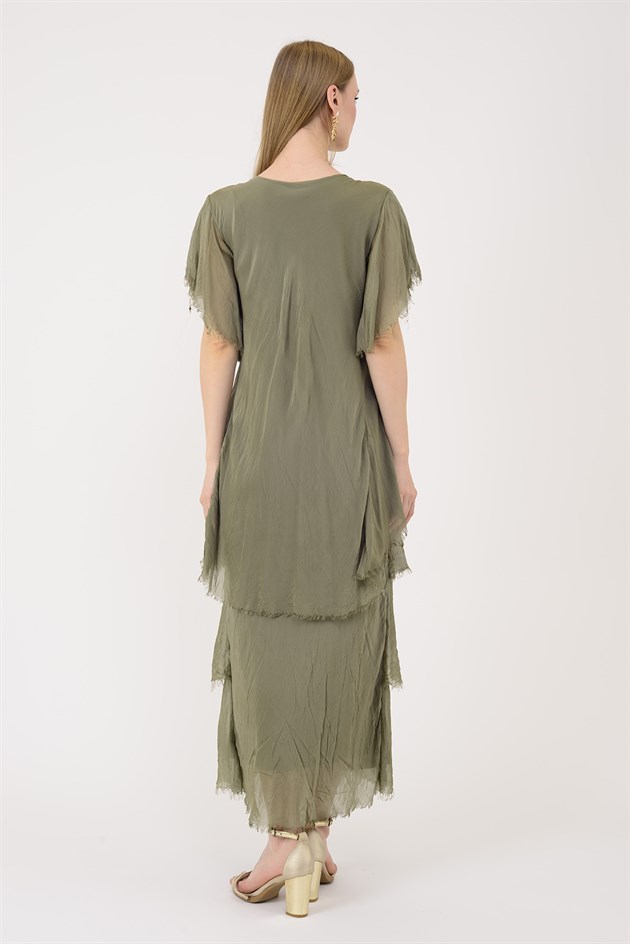 65714 PAYET DETAYLI V YAKA KAT KAT İPEK ELBİSE