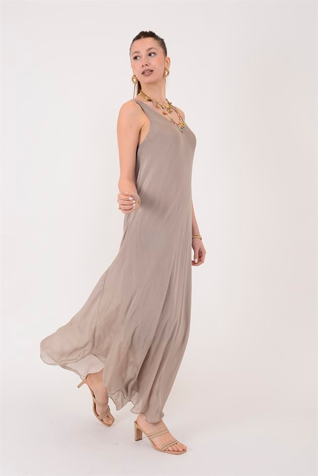 66365 ÖN ARKA V KOLSUZ İPEK ELBİSE