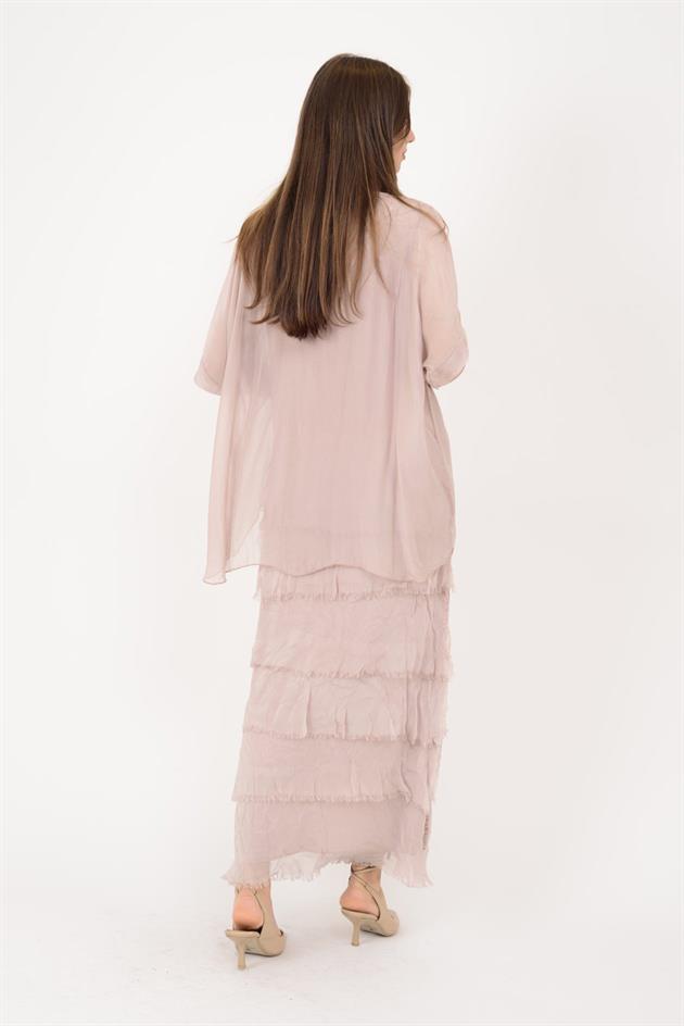 7095 PAYET DETAYLI V YAKA KAT KAT İPEK ELBİSE