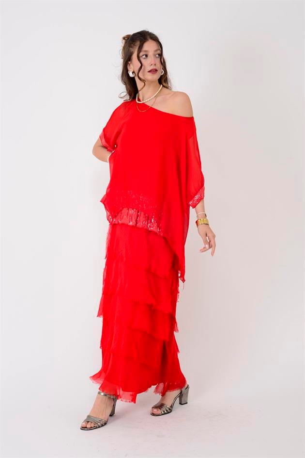 7266 YARASA KOL PAYET DETAYLI KAT KAT İPEK ELBİSE