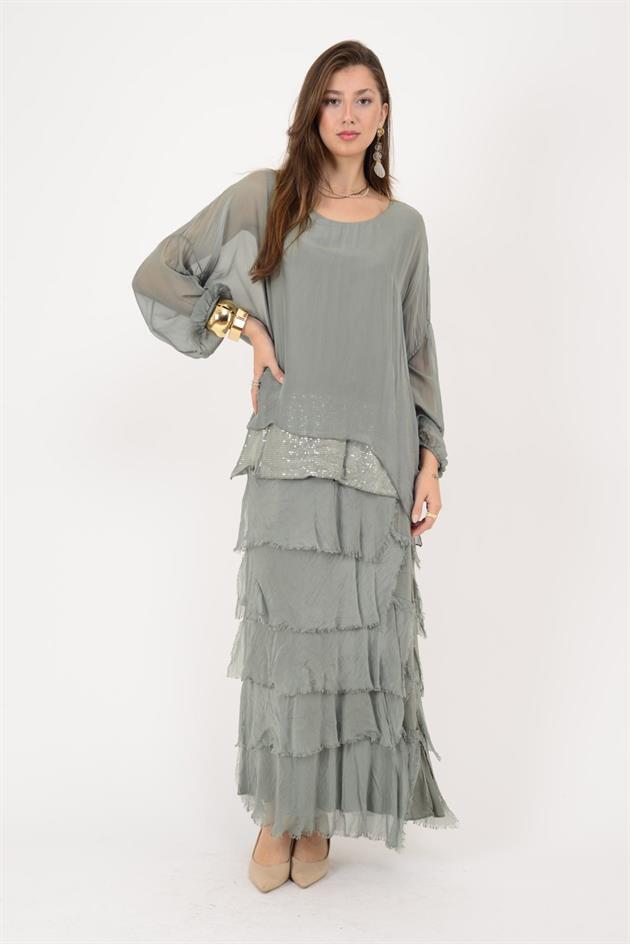 7509 PUL DETAYLI UZUN KOL KAT KAT İPEK ELBİSE