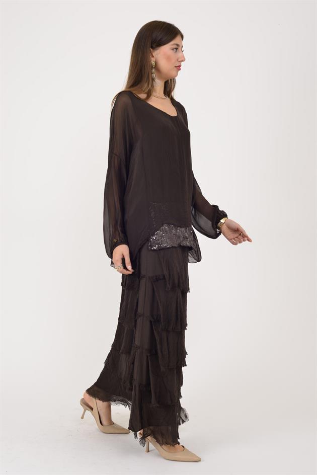 7509 PUL DETAYLI UZUN KOL KAT KAT İPEK ELBİSE