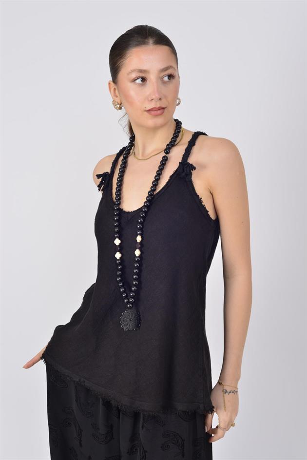 80471 SAÇAK DETAYLI ASKILI KETEN BLUZ