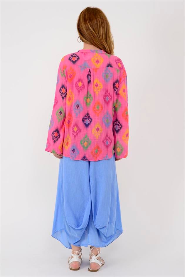 83931 IKAT DESENLİ GÖMLEK