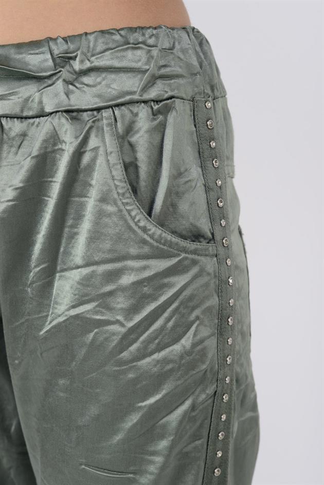 85589 ZIMBA DETAYLI PARLAK PANTOLON