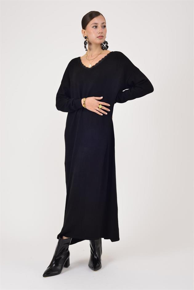 8612 IDOL SIRTI FİYONK DETAYLI YAKASI DANTELLİ TRİKO ELBİSE