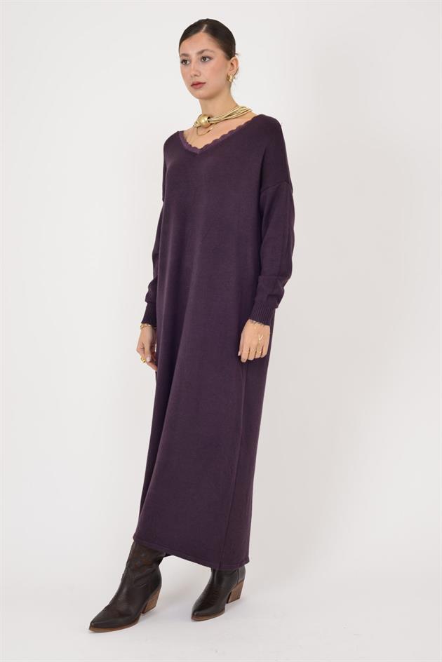 8612 IDOL SIRTI FİYONK DETAYLI YAKASI DANTELLİ TRİKO ELBİSE