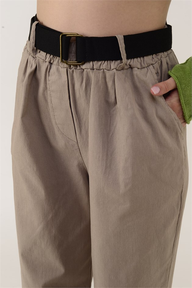 8907 PAÇASI LASTİKLİ KEMER DETAYLI JOGGER PANTOLON