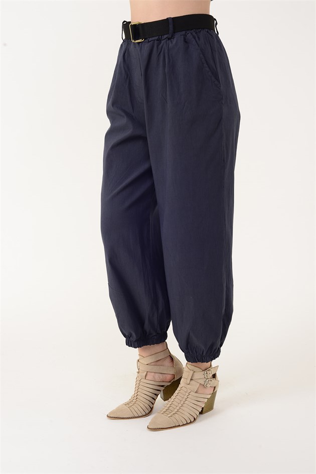 8907 PAÇASI LASTİKLİ KEMER DETAYLI JOGGER PANTOLON