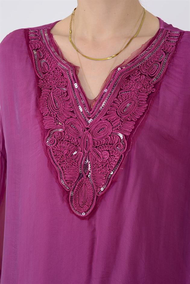 9446 DANTEL DETAYLI V YAKA İPEK BLUZ