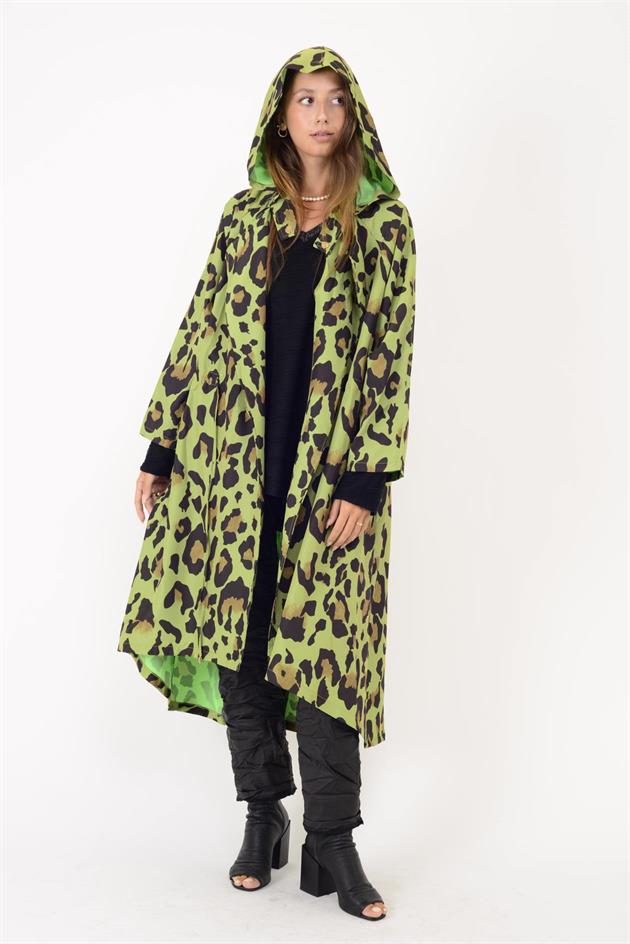 AN10720 LEOPAR DESENLİ BELİ BÜZGÜ DETAYLI YAĞMURLUK