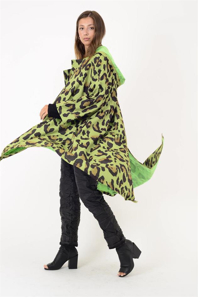 AN10720 LEOPAR DESENLİ BELİ BÜZGÜ DETAYLI YAĞMURLUK