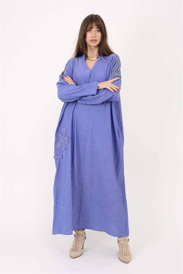 AN10742 EL İŞİ ÇİÇEK İŞLEMELİ V YAKA GOFRE ELBİSE