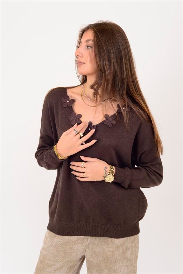 L8600 ÇİÇEK KABARTMALI TRİKO