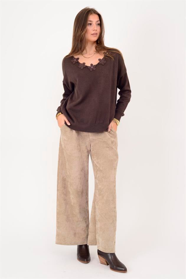 L8600 ÇİÇEK KABARTMALI TRİKO