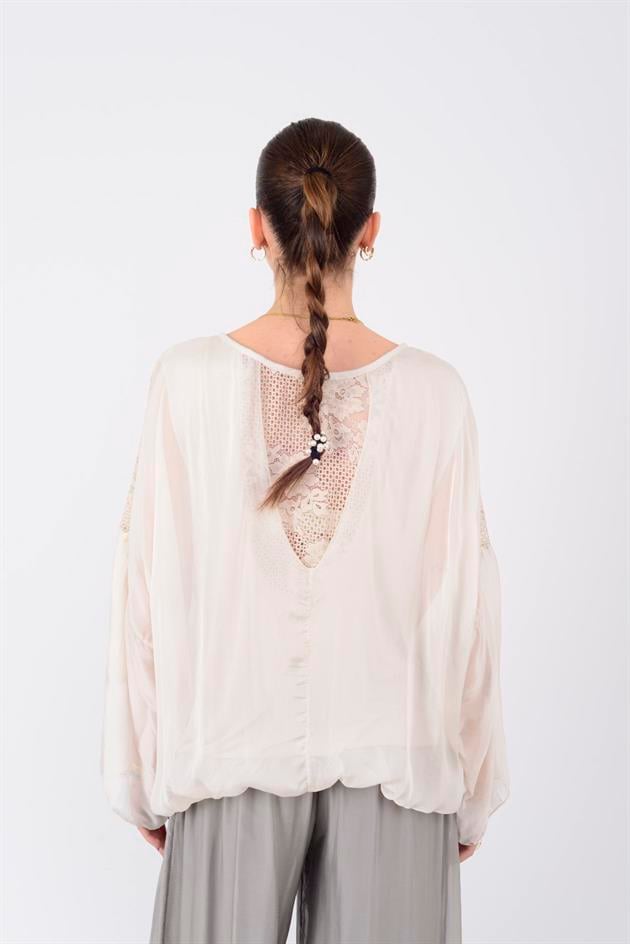 SN269 DANTEL DETAYLI V YAKA İPEK BLUZ