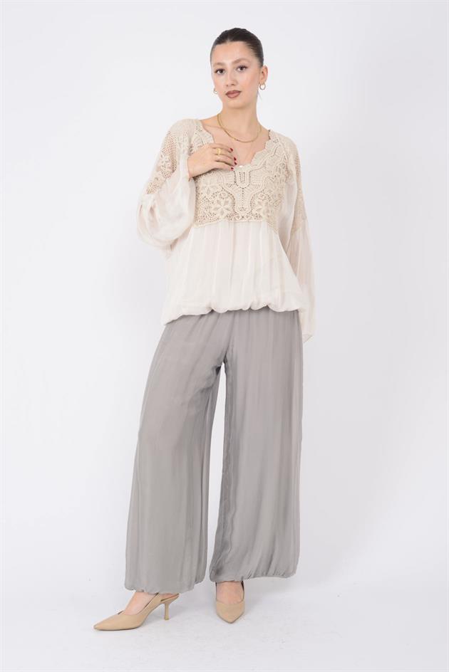 SN269 DANTEL DETAYLI V YAKA İPEK BLUZ