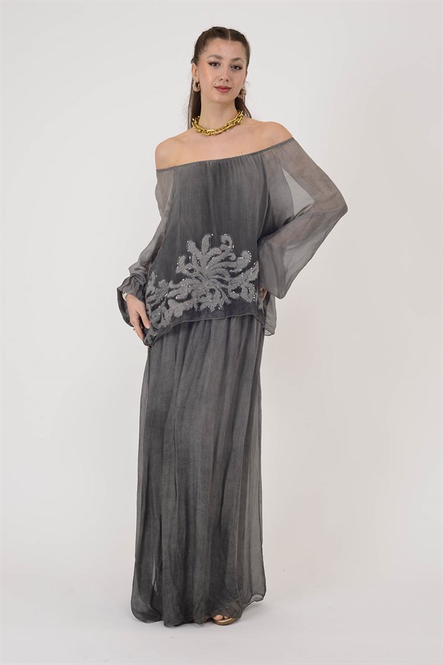 SN510 MADONNA YAKA KABARTMALI PAYET DETAYLI İPEK ELBİSE