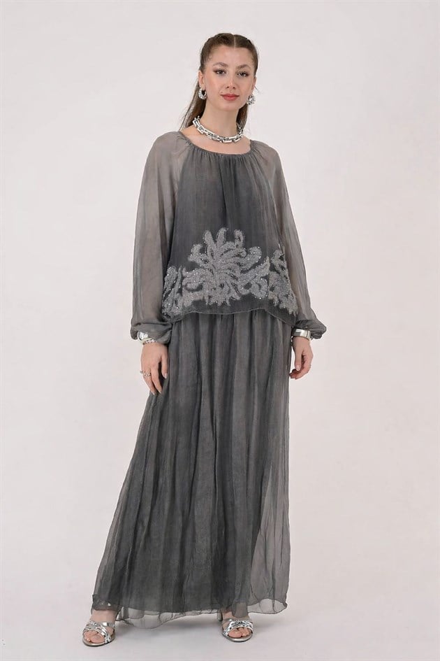 SN510 MADONNA YAKA KABARTMALI PAYET DETAYLI İPEK ELBİSE