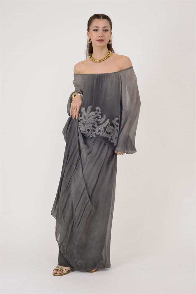 SN510 MADONNA YAKA KABARTMALI PAYET DETAYLI İPEK ELBİSE