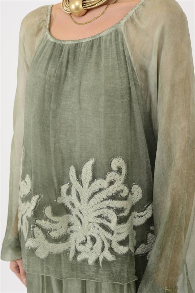 SN510 MADONNA YAKA KABARTMALI PAYET DETAYLI İPEK ELBİSE