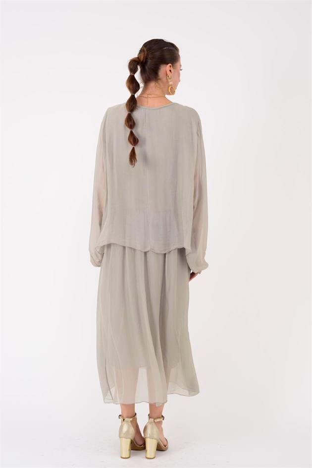 SN780 PAYETLİ KABARTMALI YAKA DETAYLI İPEK ELBİSE