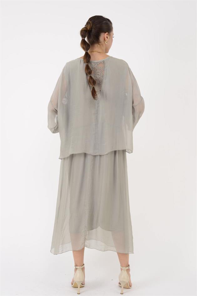 SN795 SIRTI PENCERELİ DANTEL DETAYLI İPEK ELBİSE