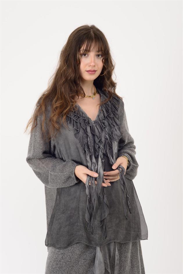 SN871 COSTELLO ÖNÜ FIRFIR DETAYLI TRİKOLU İPEK BLUZ