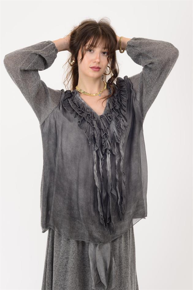 SN871 COSTELLO ÖNÜ FIRFIR DETAYLI TRİKOLU İPEK BLUZ