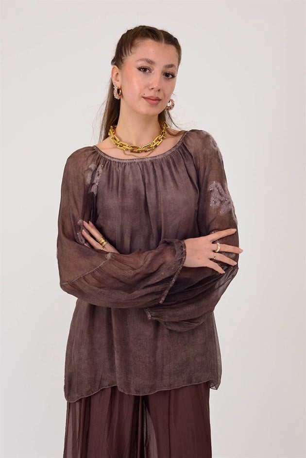 SN884 KABARTMALI PAYET DETAYLI KAYIK YAKA İPEK BLUZ