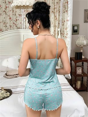Kadın Çiçek Desenli Pembe Şortlu Pijama Takımı