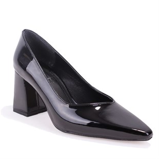 Dagoster DZA07-129615 Siyah Rugan Stiletto Topuklu Kadın Ayakkabı