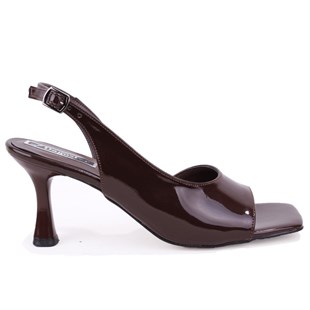 Dagoster DZA07-1296155 Kahve Rugan 7,5 cm İnce Topuklu Klasik Kadın Ayakkabı
