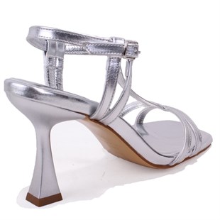 Dagoster DZA07-33709 Gümüş 9 cm İnce Topuklu Klasik Kadın Ayakkabı