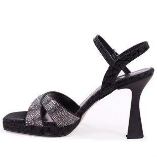 Dagoster DZA07-337650 Siyah 10.5 cm Kalın Topuklu Platform Kadın Ayakkabı