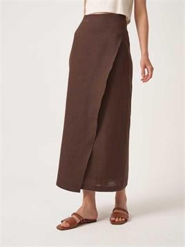 Acı Kahve %100 Keten Gömlek, Kalem Etek, Etnik Şal Kombin