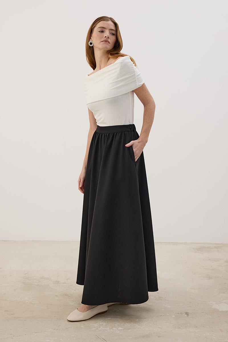 Arka Lastikli Gabardin Etek Siyah