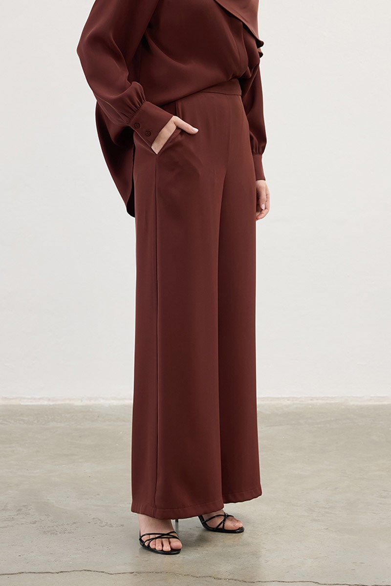 Arka Lastikli Pantolon Kızıl Kahve