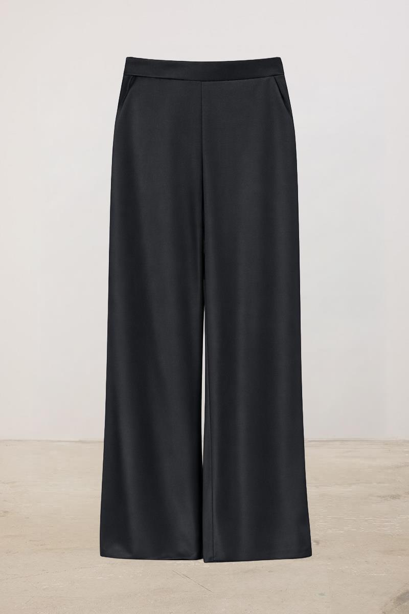 Arka Lastikli Pantolon Siyah